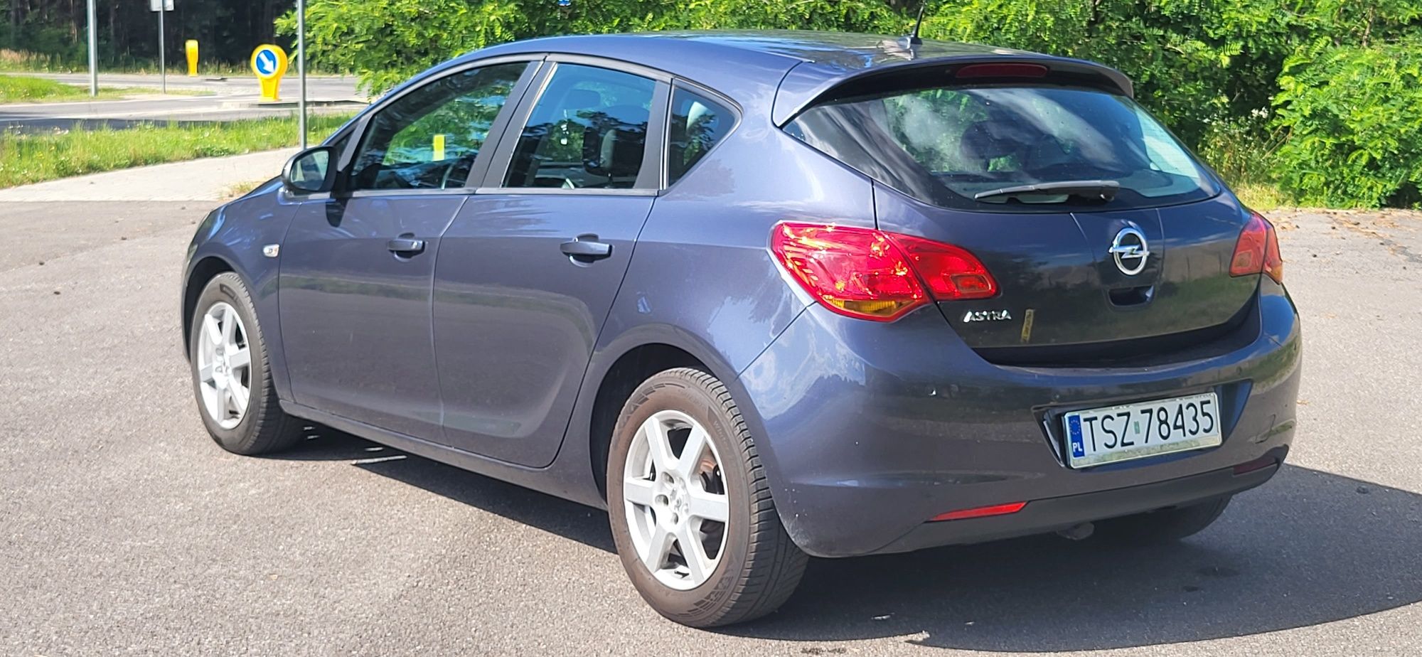 Opel Astra J 1.6 B 115km 2010 R. Super Stan