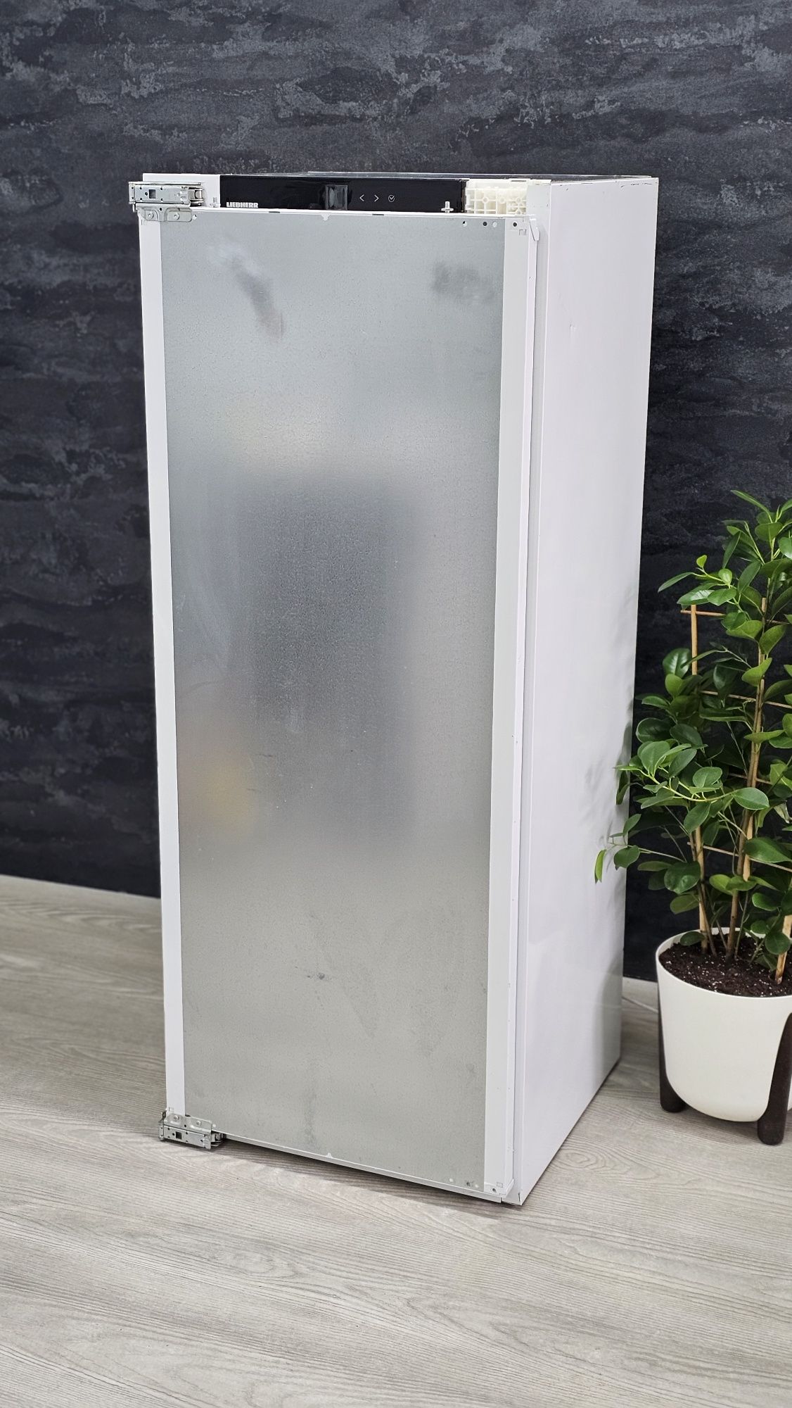 Вбудований холодильник з морозильним відділенням K 7444 D Гаранті