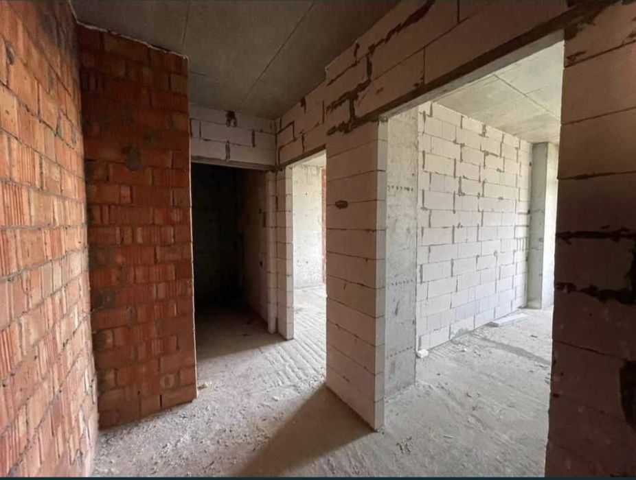 Срочно продам 2х комн квартиру 58 м в ЖК Уютный / Грушевского, 39/3