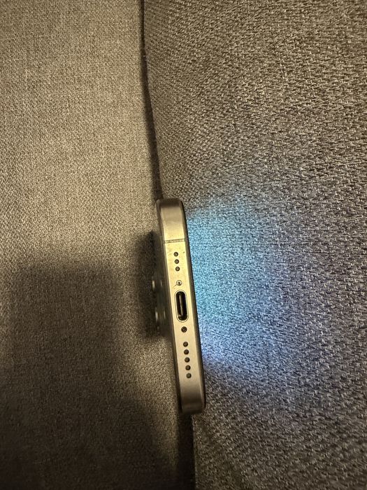 Iphone 15 pro ecran trocado