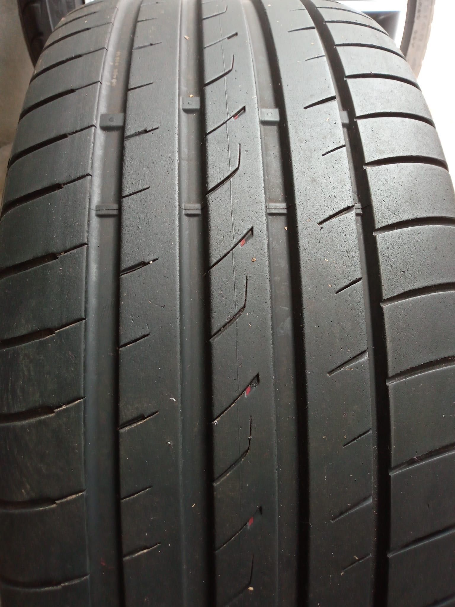 Pneus Firestone Firehawk Sport