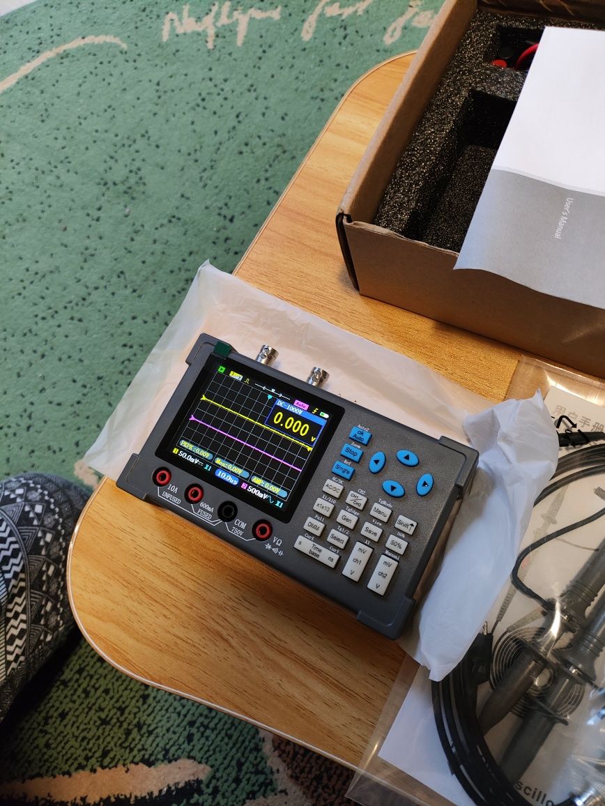 Oscyloskop cyfrowy 3w1 DSO3D12 – Oscyloskop+Multimetr+Generator
