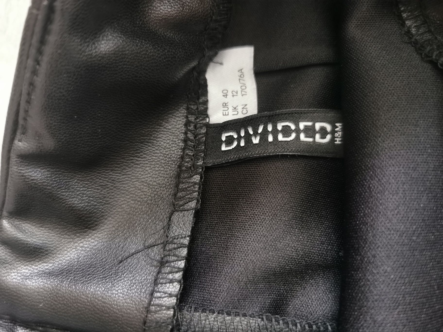 Czarna spódniczka H&M L