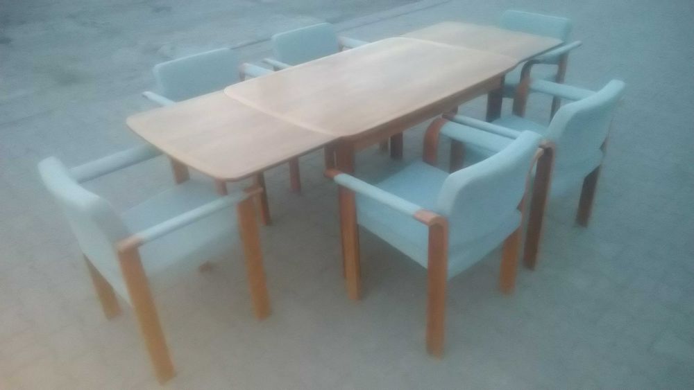 Ciekawy stół z epoki modernizmu, drewno palisander