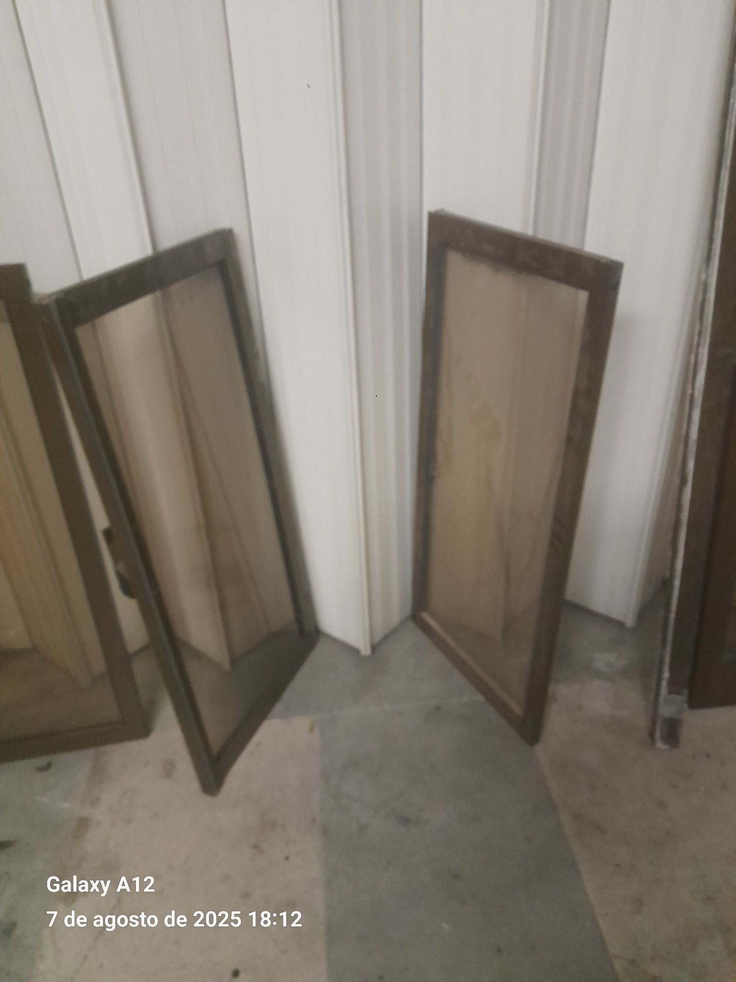 Janelas de correr em aluminio