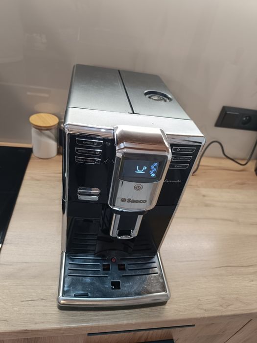 Ekspres automatyczny Saeco Incanto do kawy czarny