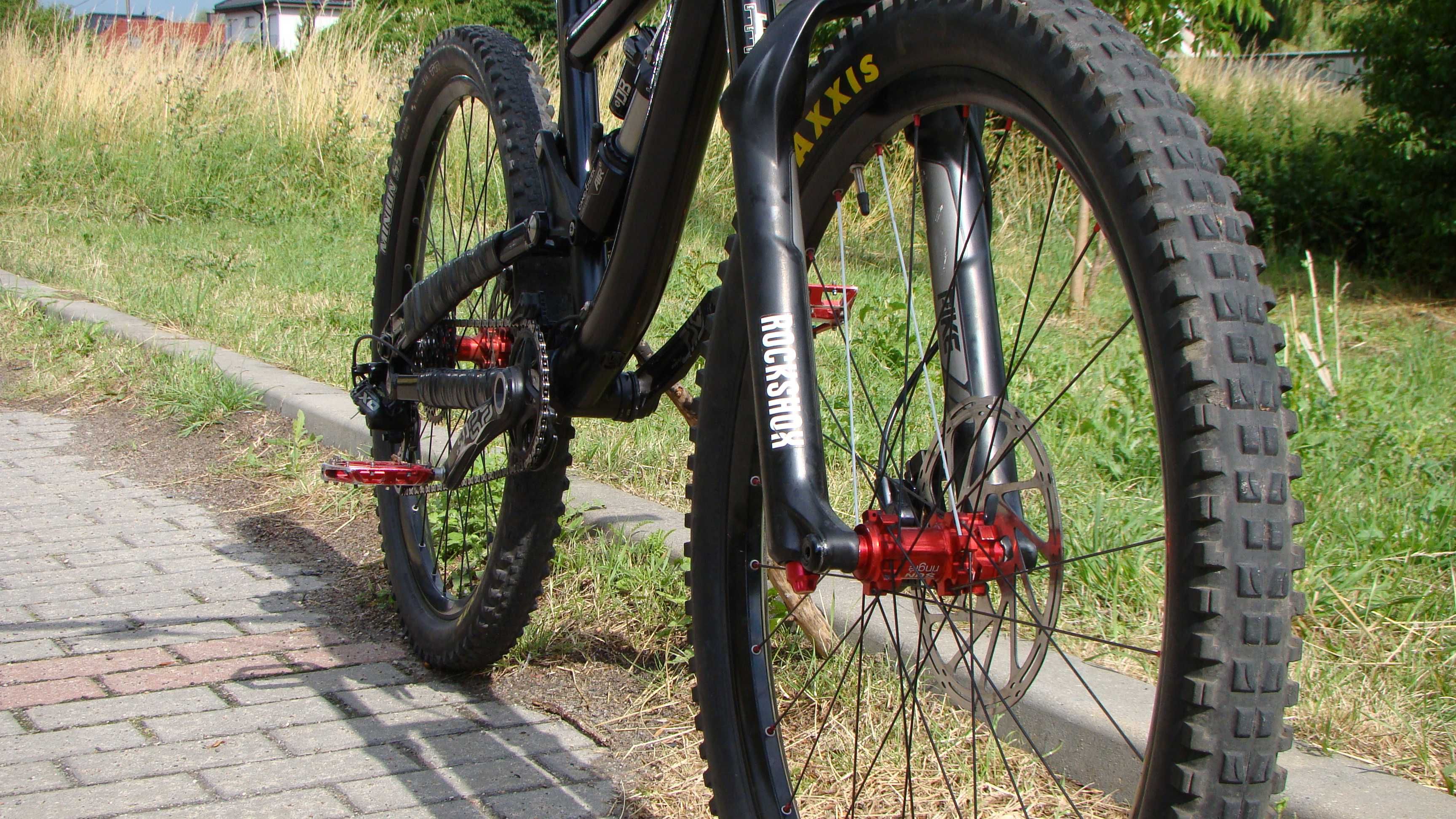 Alutech Fanes 2016  (CUSTOM PAINT LC9Z) Nowo Złożony