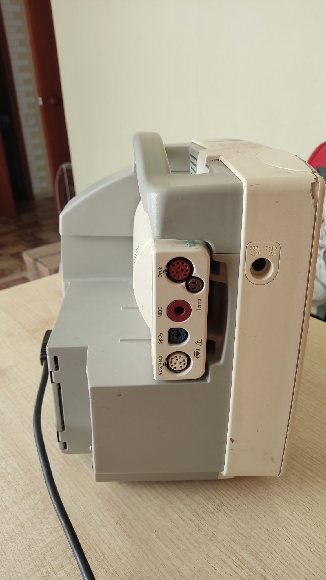 Монітор пацієнта Philips IntelliVue MP30