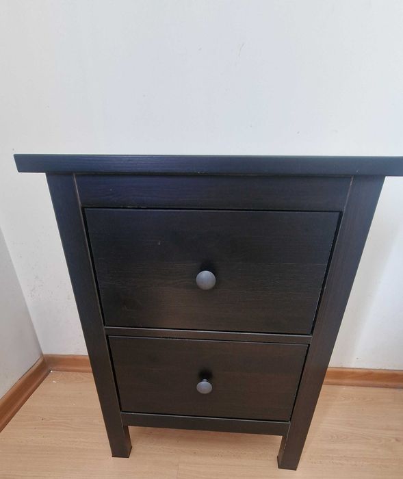 2 Mesas de cabeceira HEMNES c/2 gavetas