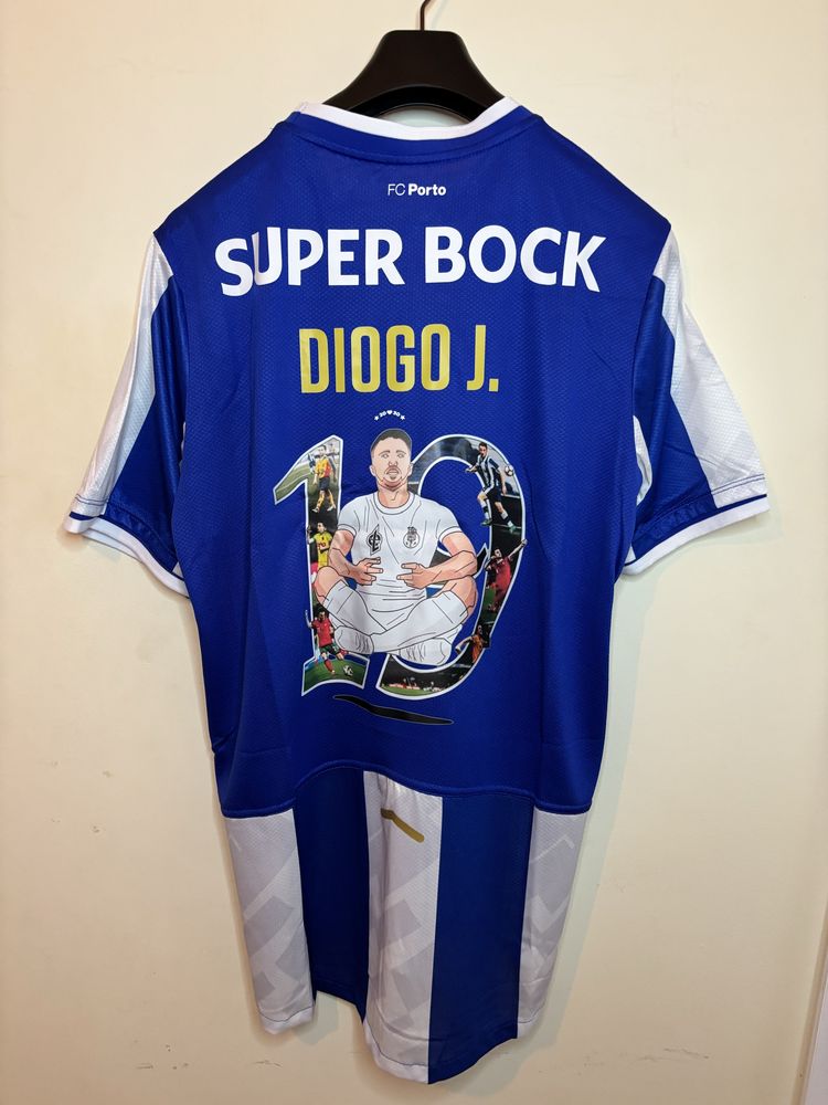 Camisola de Futebol em homenagem a Diogo Joga do FCPorto
