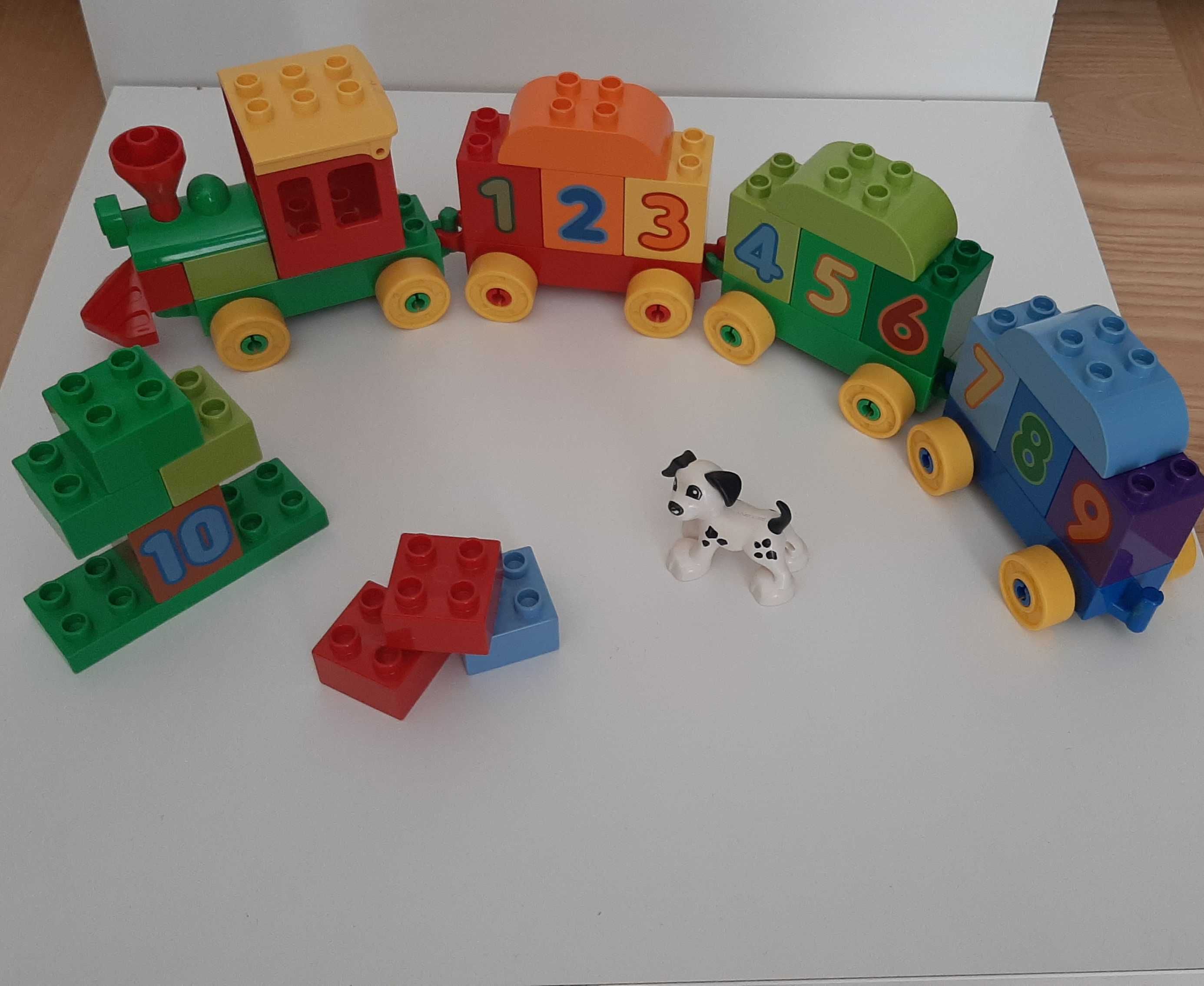 Lego duplo - pociąg z cyferkami