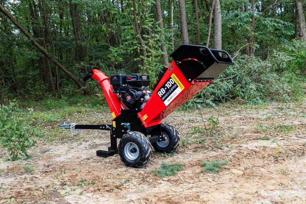 Rębak spalinowy REMET RB-100 == rozdrabniacz do ogrodu sadu