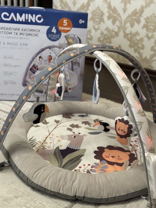 Продам розвиваючий килимок для немовляти El Camino