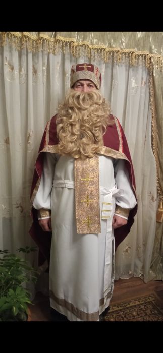 Прокат костюмів Святого Миколая