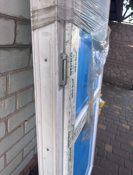 Металопластикові двері вхідні