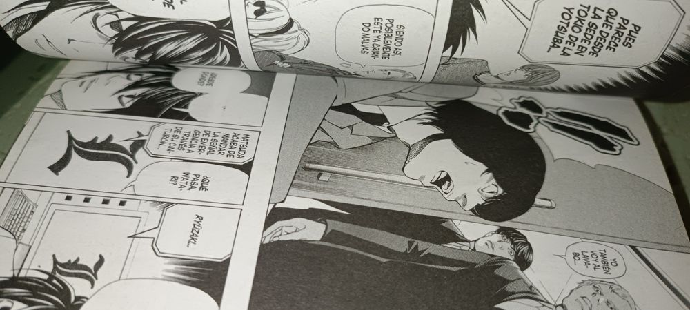 Livro antigo death note de 2003 edição espanhola