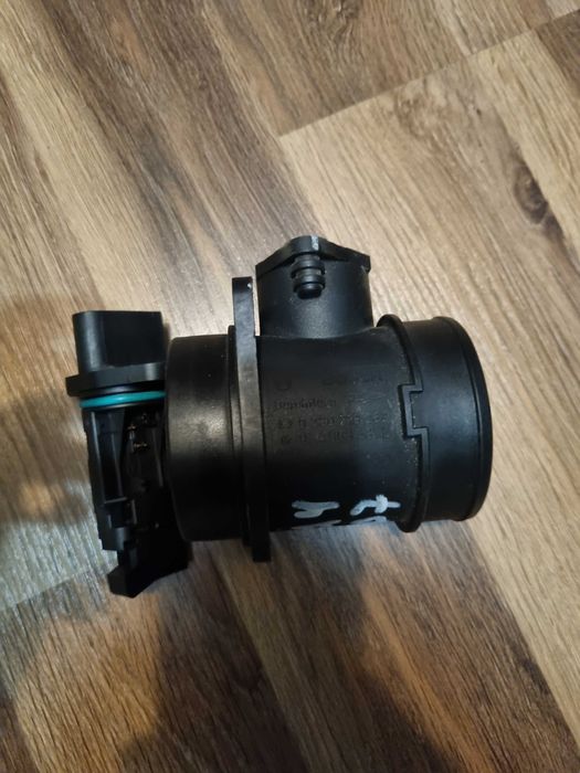 Przepływomierz A4 b7 b6 1.8t 06A906461L