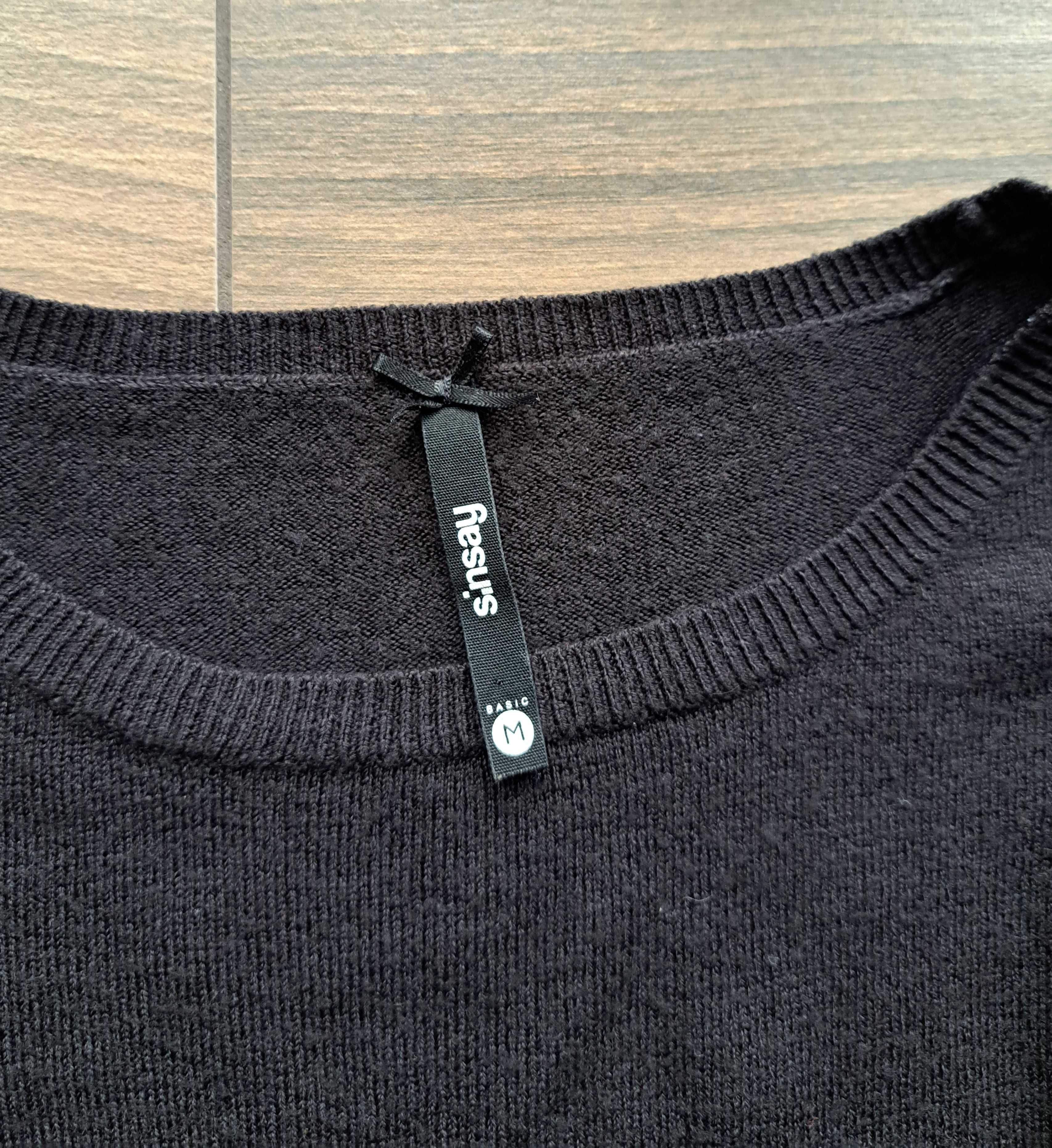 Czarny sweter Sinsay