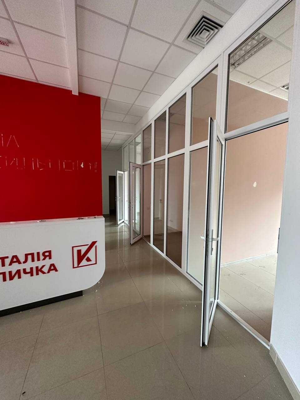 12 Школа 200м2 ТОП-Локація Трафік Здам приміщення біля ЗУПИНКИ