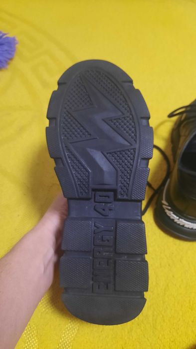 Кросівки шкіряні, кроси, кеди,