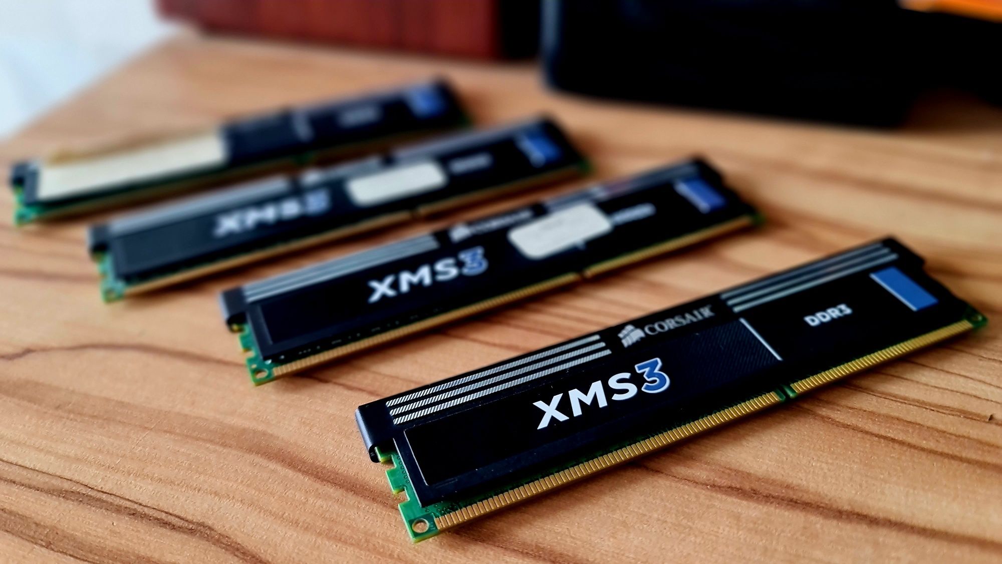 Pamięć PC1600 Corsair DDR3 2x dual 2x2GB (8GB) CL9 XMS3