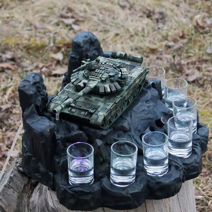 Автоматичний наливатор Танк Premium на 7 чарок авторозлив подарунок