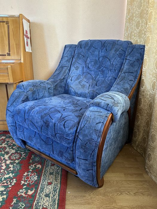 Продам розкладне крісло б/в