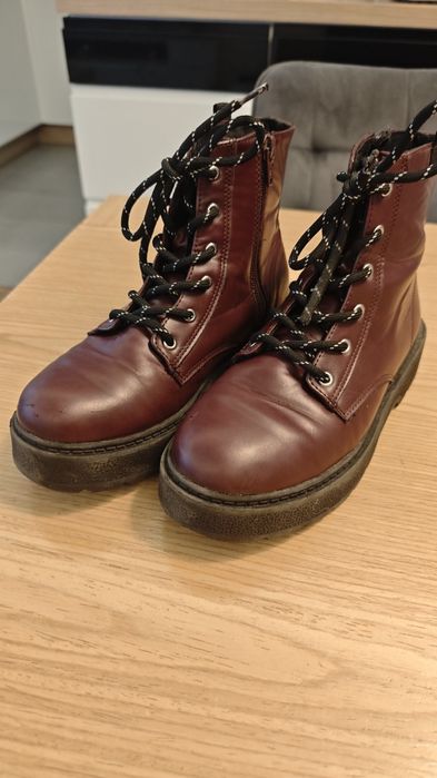 Buty skórzane Zara wysokie roz. 35