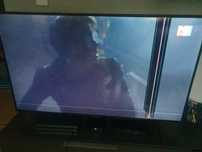 Smart TV Samsung 55' ecra Partido