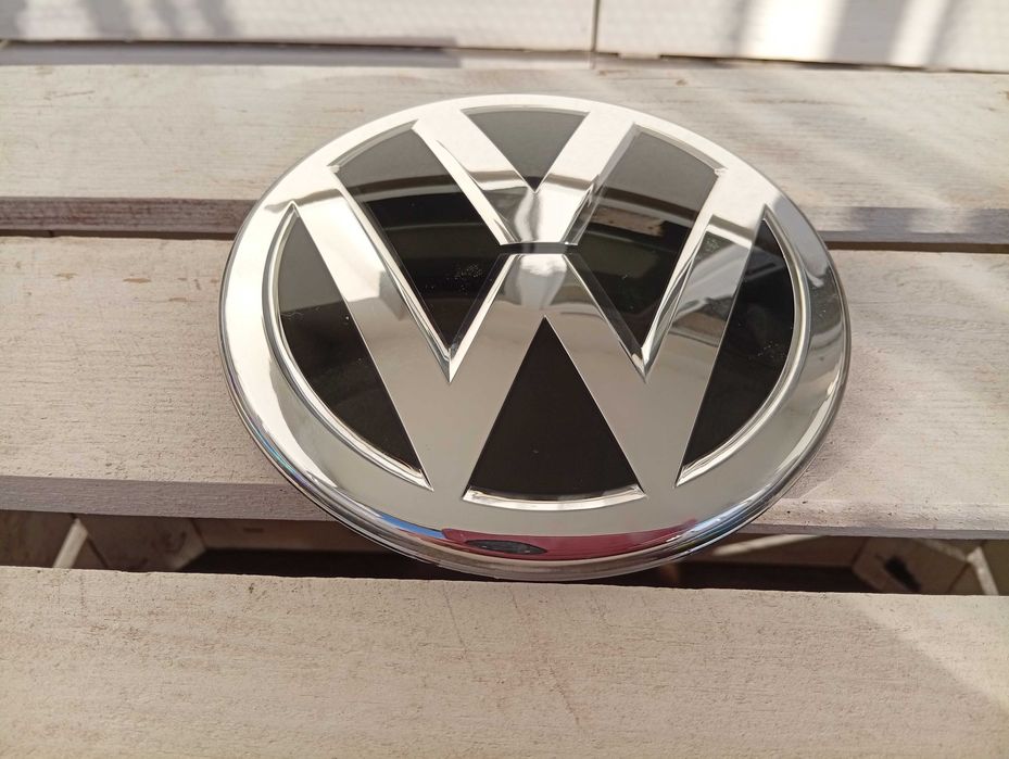 VW caddy emblemat pod radar