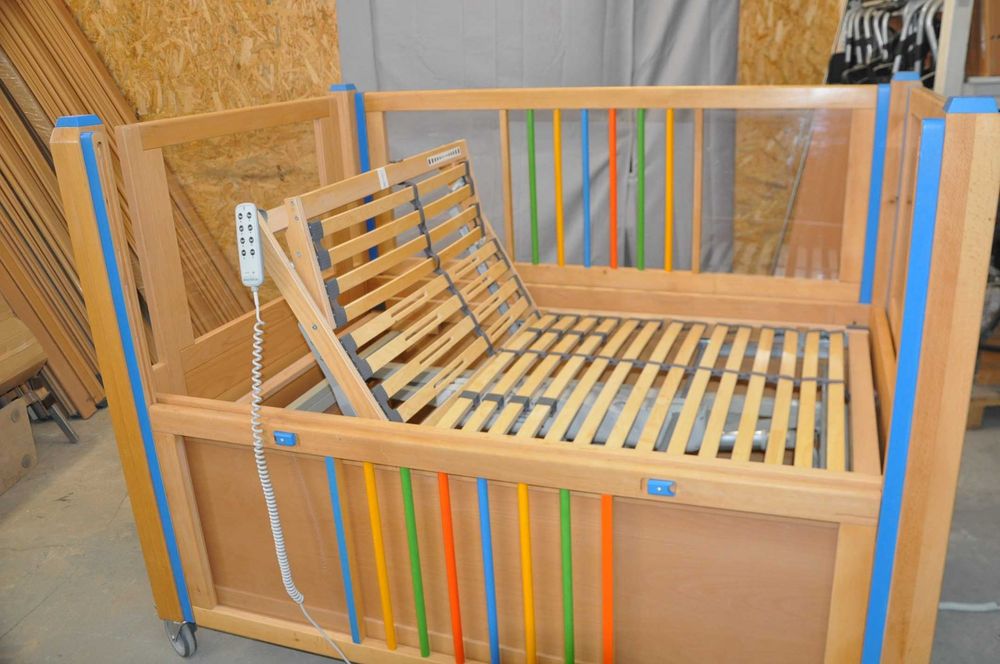 4 Dziecięce łóżko elektryczne rehabilitacyjne specjalne Savi 100x160