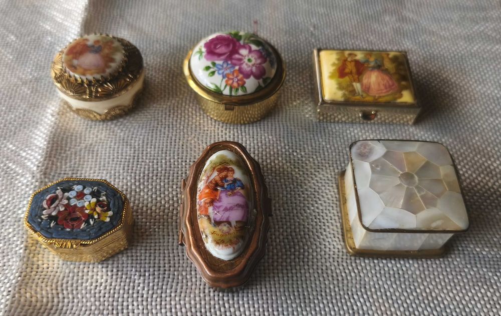 Lote de 6 mini caixas antigas - metal e porcelana