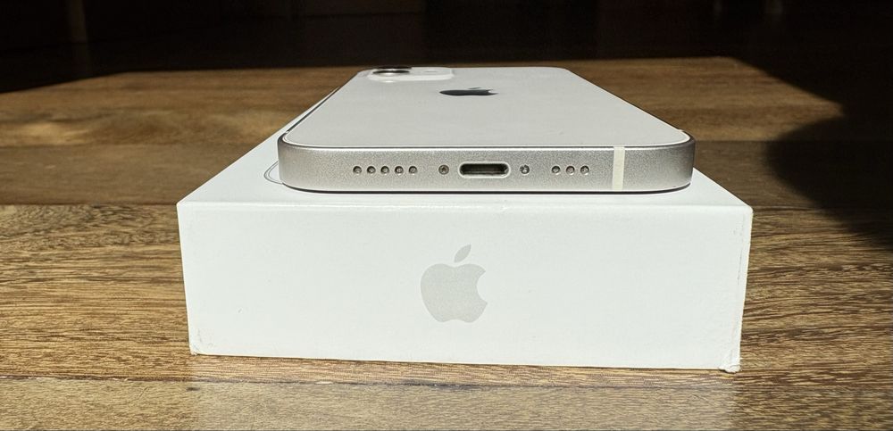 iPhone 12, 64GB, Branco
