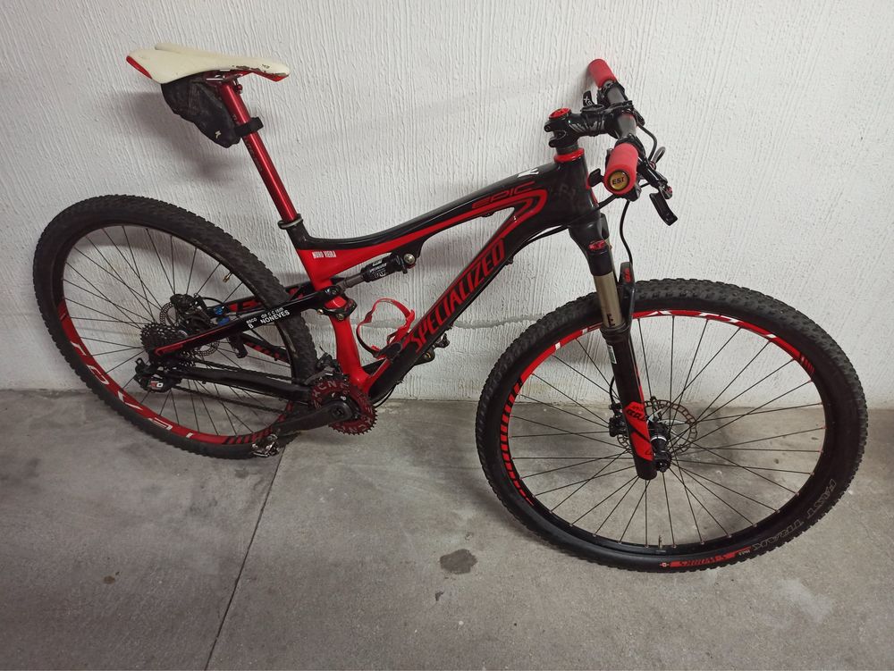 Bicicleta BTT Specialized