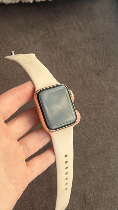 Apple Watch series 6, 40 mm