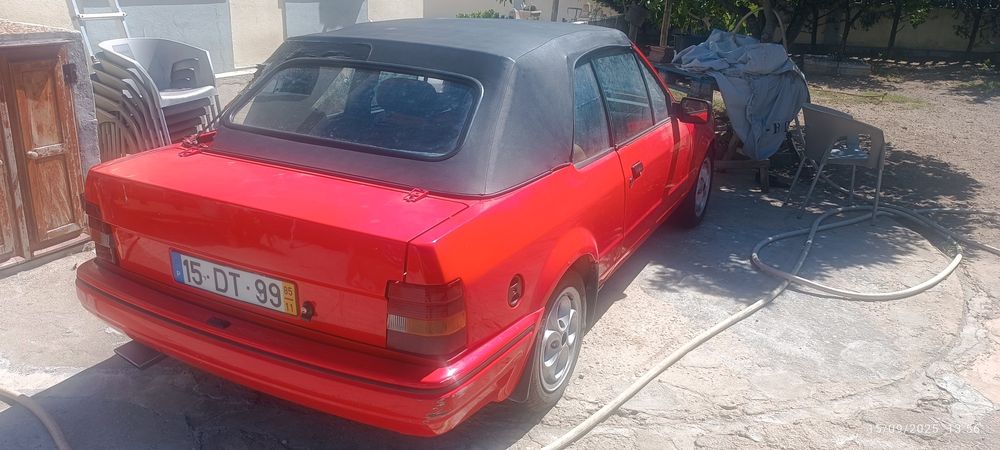 Ford Escort XR3i