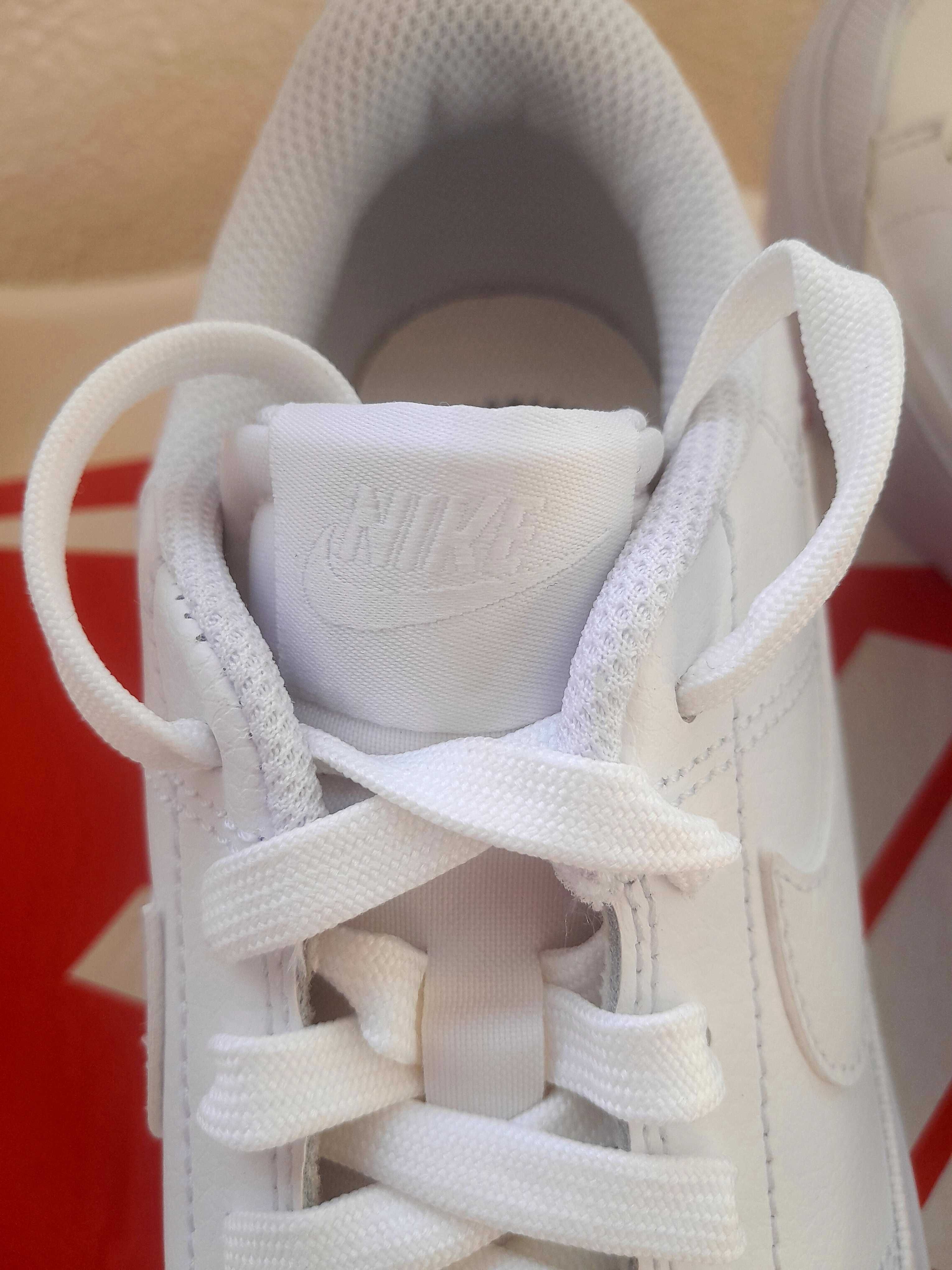 Sapatilhas de Mulher NIKE Court Legacy Lift Lã Branco