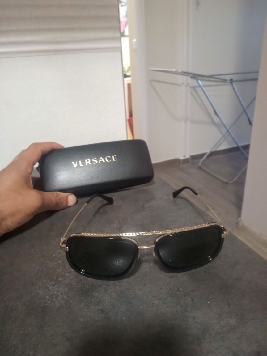 Okulary przeciwsłoneczne Versace