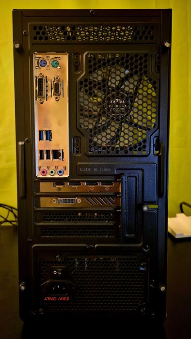PC Gamer i5 8600k 4.3Ghz| 16Gb DDR4|GTX 1070 8GB | SSD+HDD|Win 11|ARGB