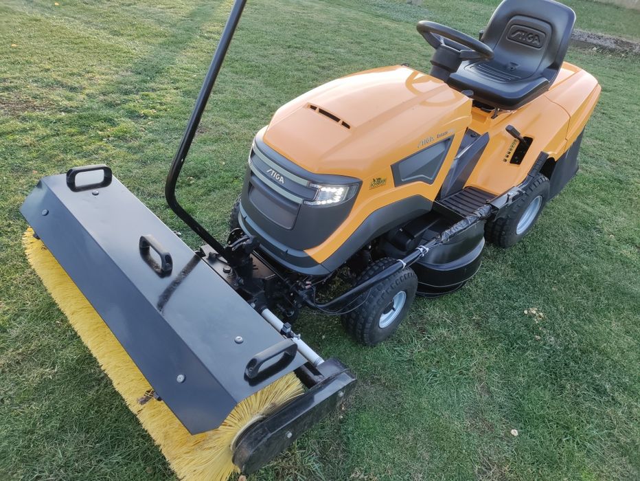 Traktorek kosiarka Stiga Estate 4092H + zamiatarka