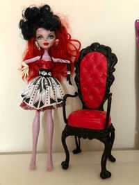 Monster High lalka + akcesoria