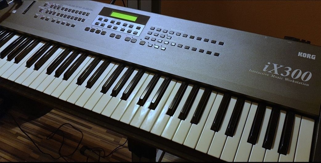 Korg ix300 workstation keyboard