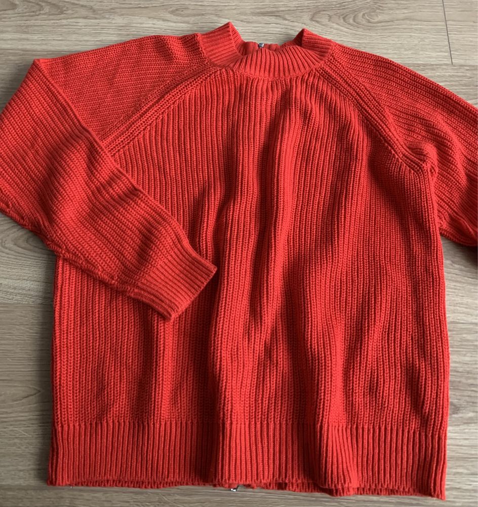 Sweter czerwony z suwakiem