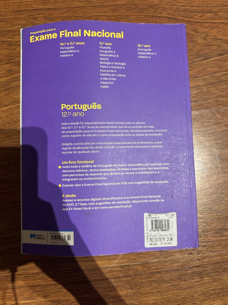 Livro de preparação para exame de Português