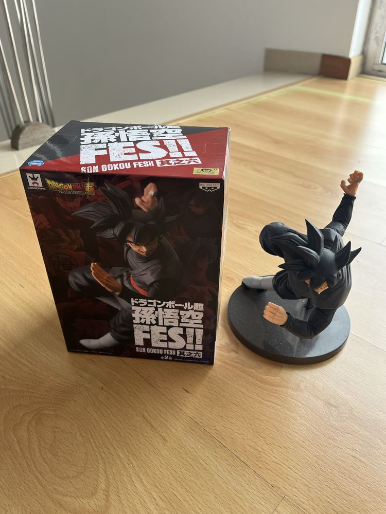 Vendo Figura Dragon Ball-Goku Black