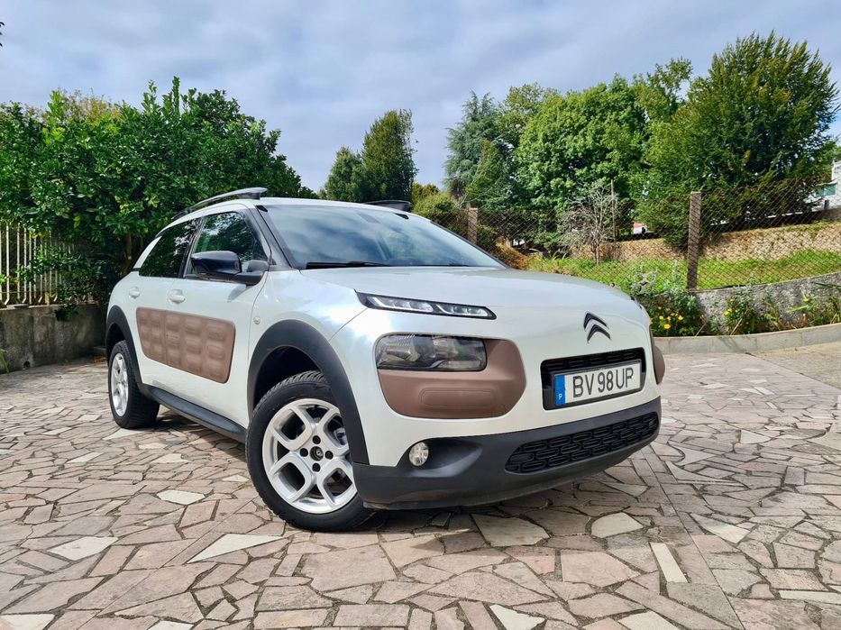 Citroën C4 Cactus 1.2 PureTech Shine Ed.Moonlight