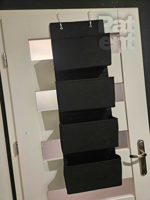 Wiszący organizer do powieszenia z 4 kieszeniami na drzwi czarny