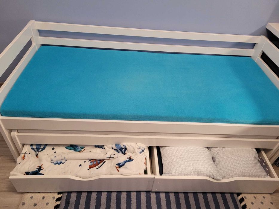 Łóżko drewniane, rozsuwane 2 osobowe z szufladami