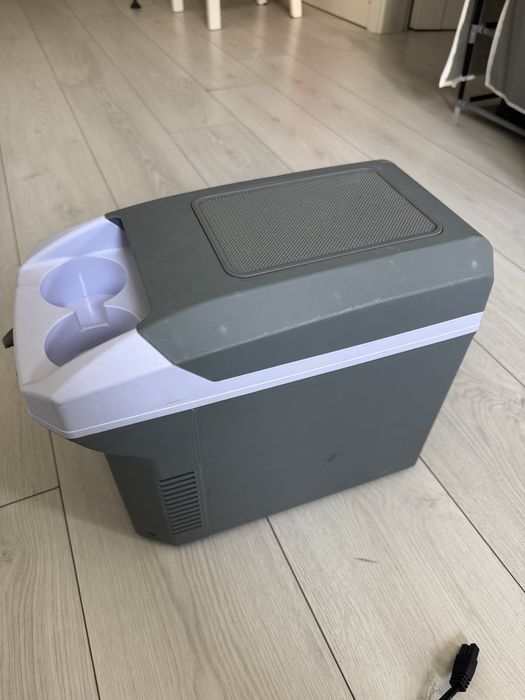 Lodówka samochodowa Abarqs IBC-10L