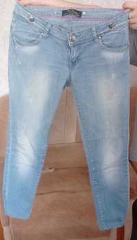 Укорочені джинси скіні